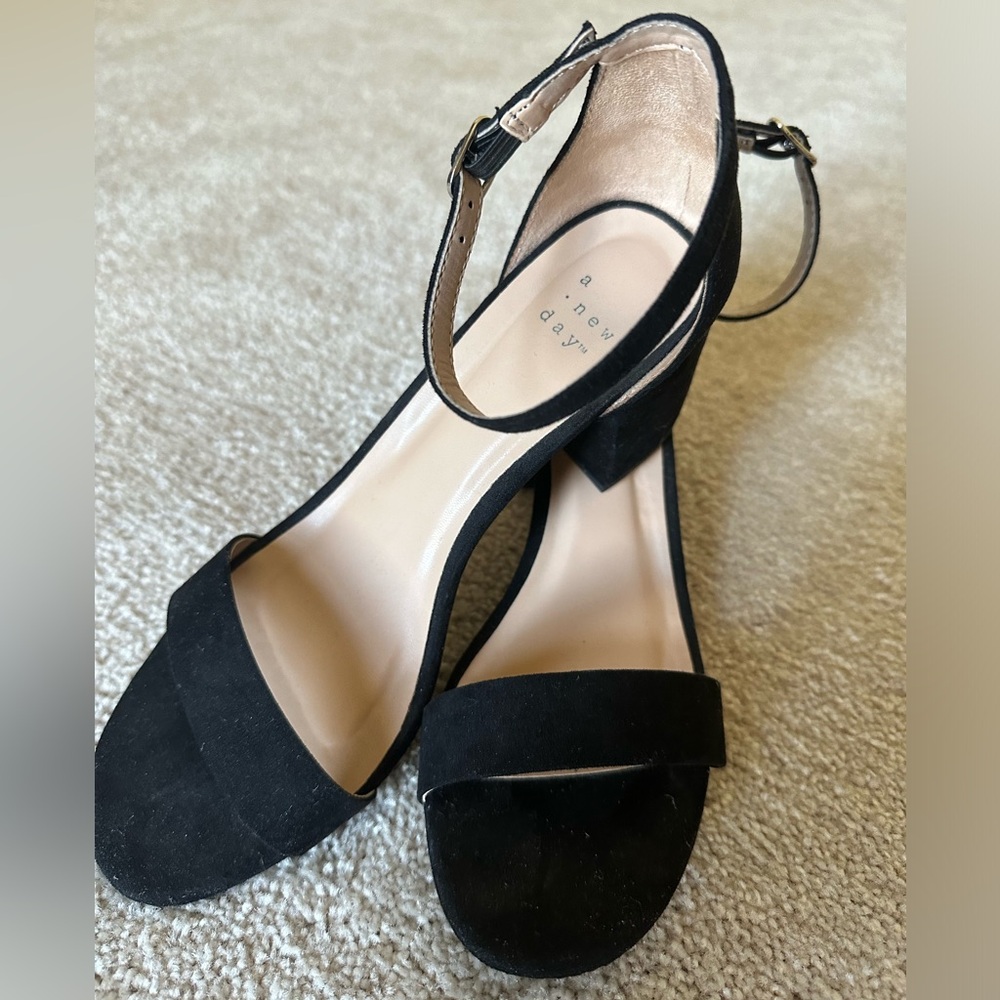 A New Day Black Block Heel Size 8